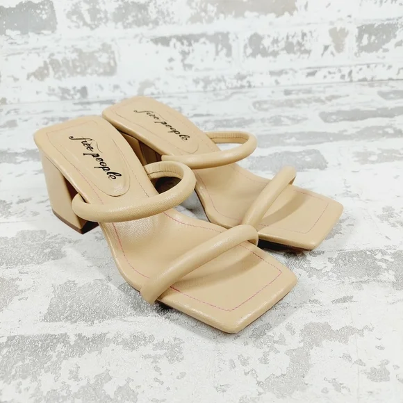NEW Free People Straps Cream Tan Leather Slip on Block Heel Sandals W647 - Picture 4 of 16